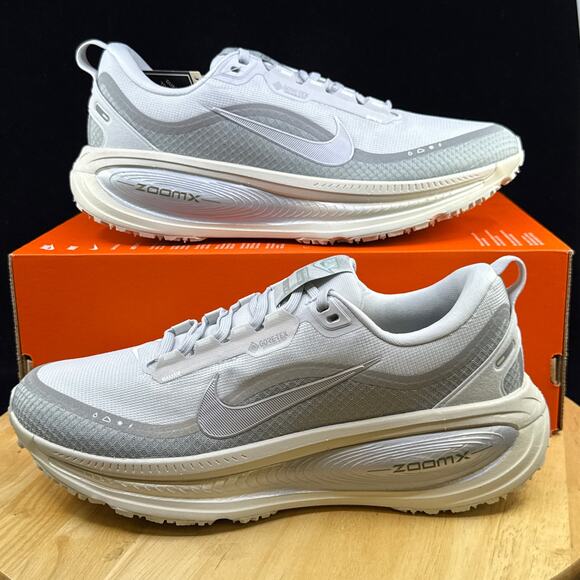 Nike Vomero 18 GORE-TEX Pure Platinum Light Pumice HQ7001-003 Men's Size 9